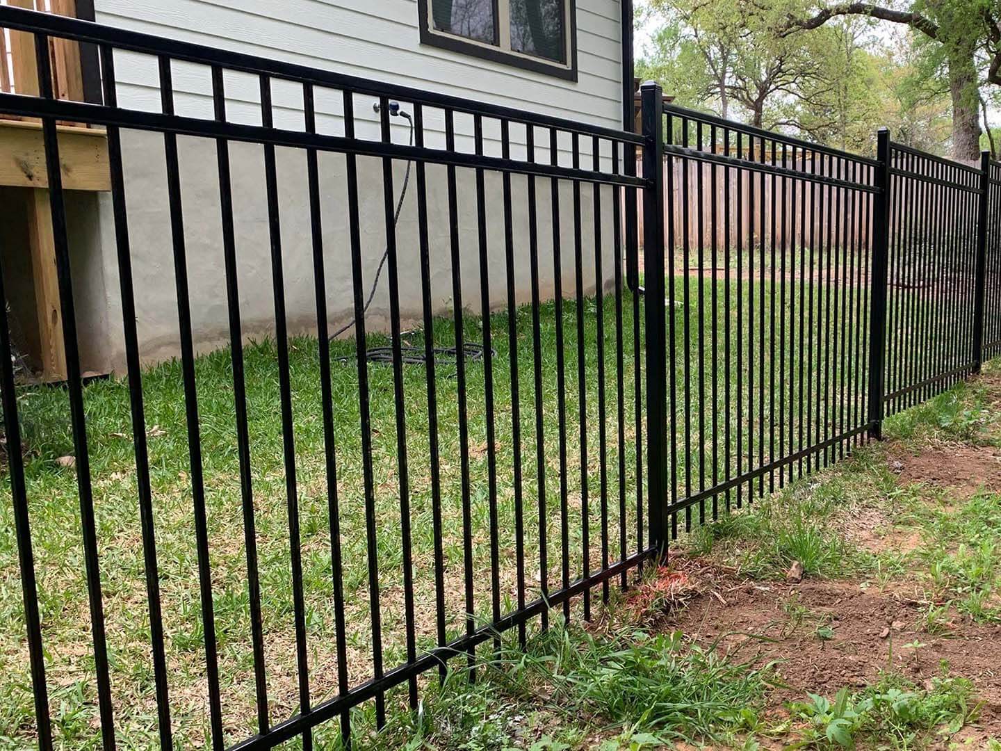 Aluminum fencing in Bastrop Texas