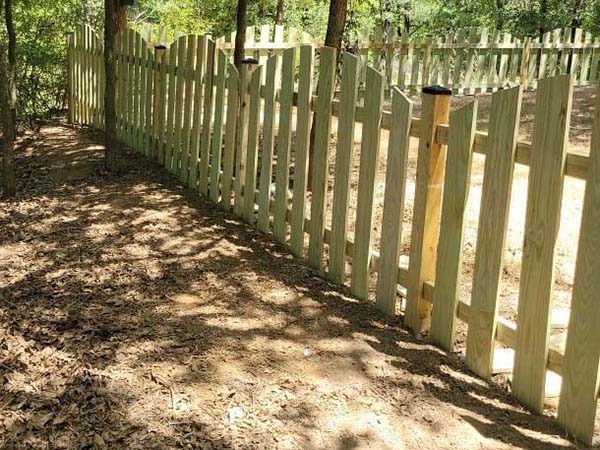 Austin Texas residential and commercial fencing
