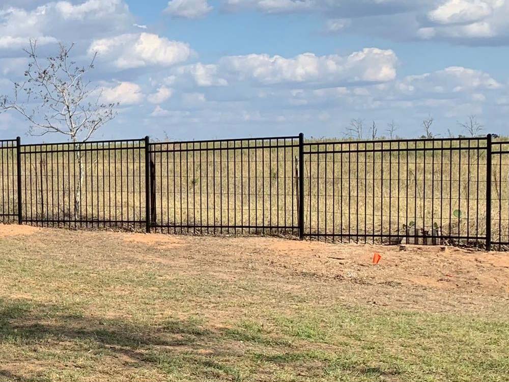 Bastrop, Texas aluminum 3 rail black fence company 