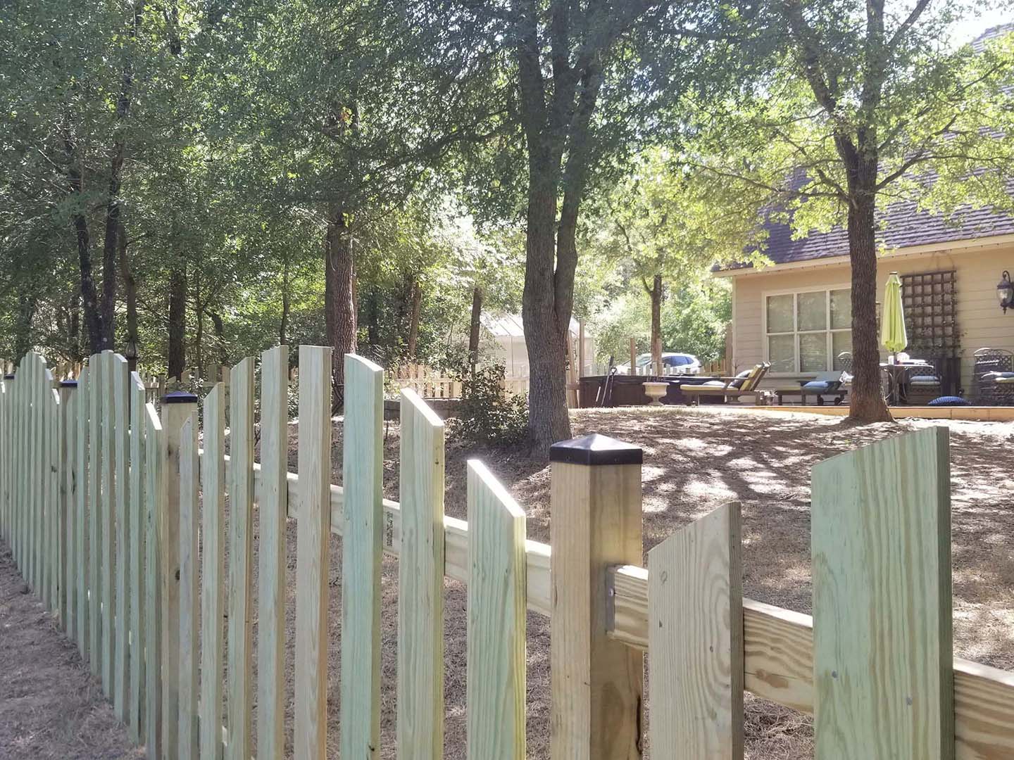 Lagrange Texas residential fencing contractor